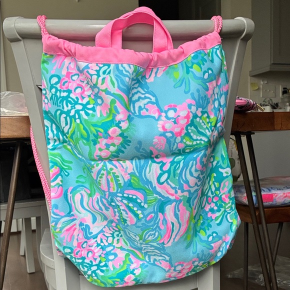 Lilly Pulitzer Drawstring Backpack - Picture 4 of 7